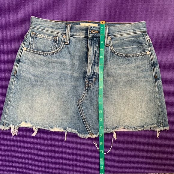 Madewell Button Fly Denim Mini Skirt with pockets - Picture 8 of 8